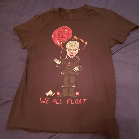 Hot Topic Other - 🎈Pennywise T-Shirt🎈